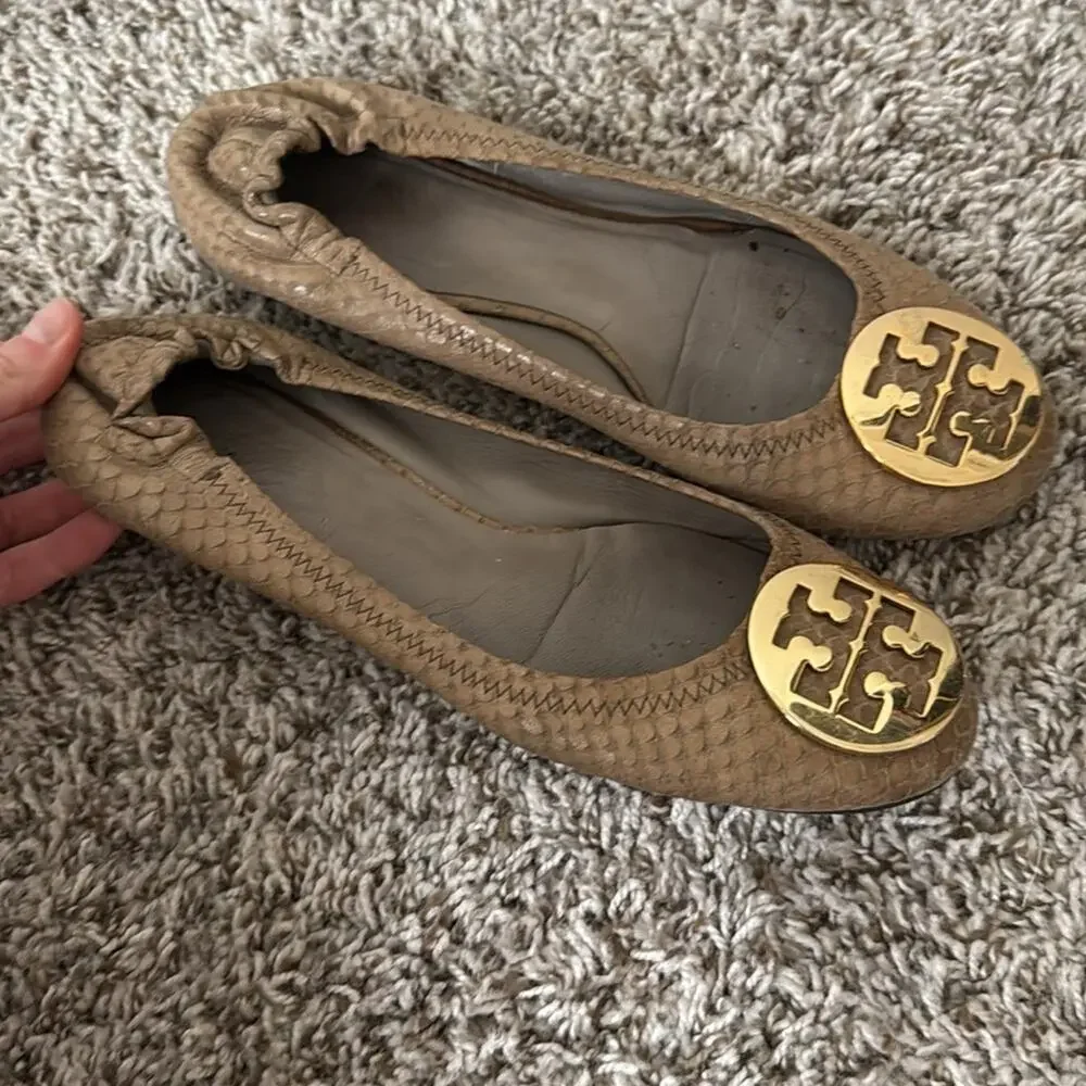 Tory Burch 8.5 Reva Tan Snake Print Flats with Gold Emblem